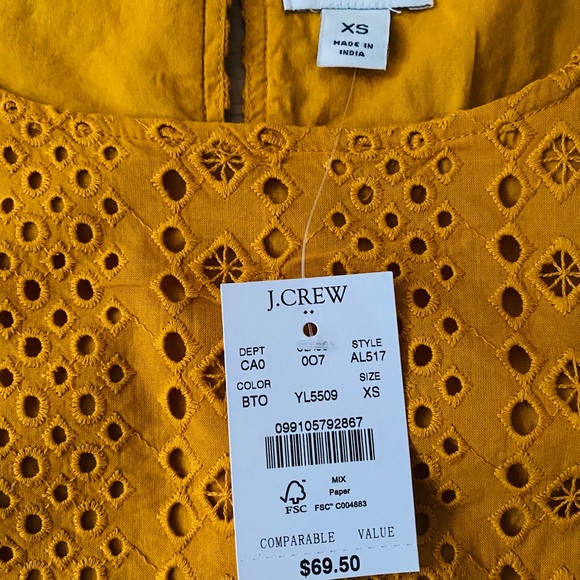 SOLD- J.Crew NWT - Eyelet Keyhole Top - SZ XS - Picture 2 of 3